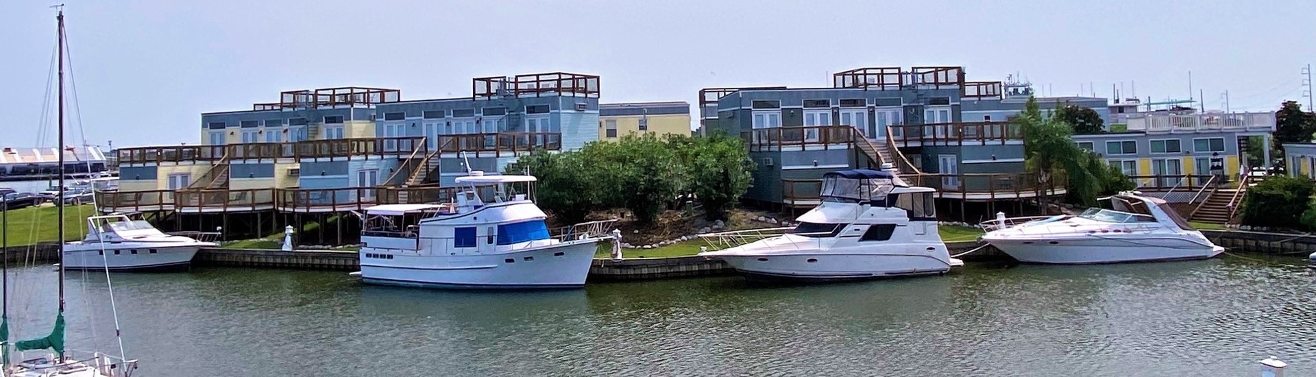Waterfront Villas amp Vacation Rentals New Orleans RV Resort